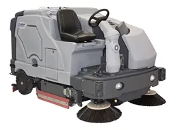 Restregadora barredora Nilfisk SC8000